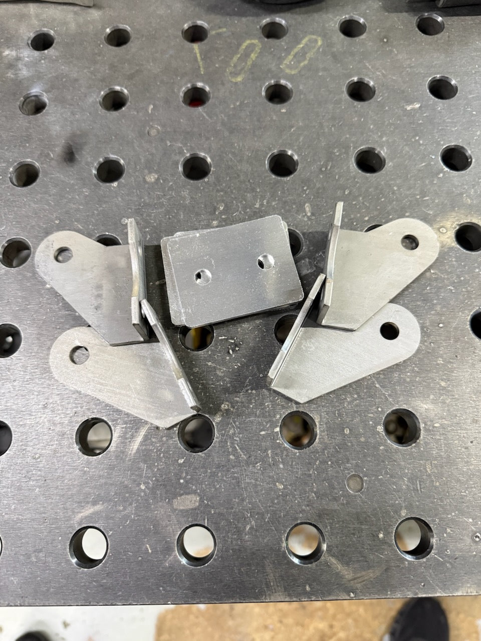 Replacement door hinge brackets 98-04 S10