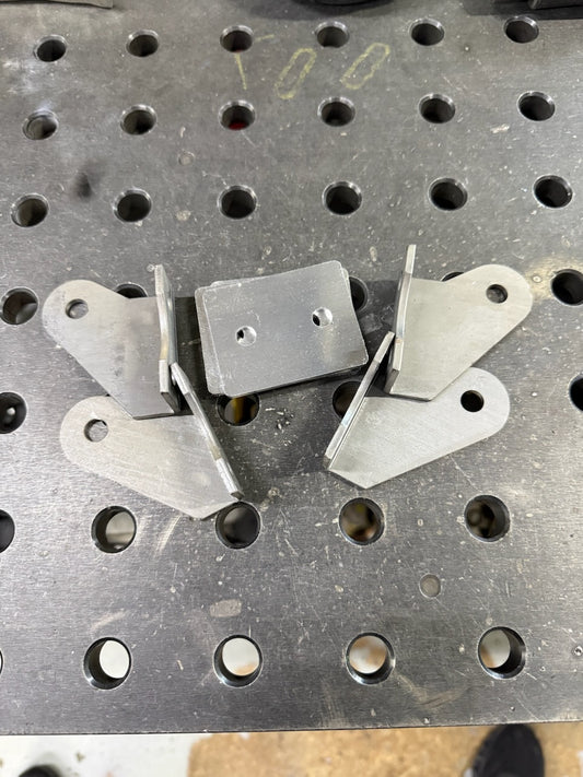 Replacement door hinge brackets 98-04 S10